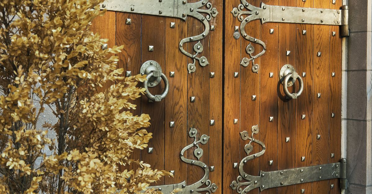 door security hardware — Guard Locksmiths
