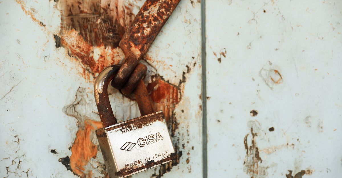 locksmith tools keys — Guard Locksmiths